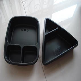 Microwavable food tray